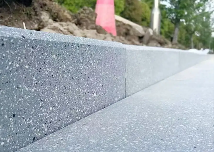 路沿石